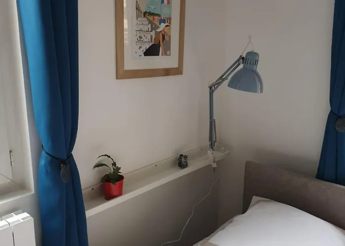 Apartment Meuble Tres Cosy A Proximite De Toutes Commodites