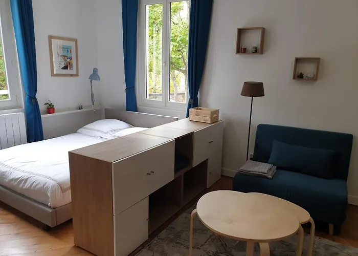 Meuble Tres Cosy A Proximite De Toutes Commodites